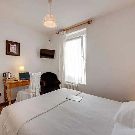 Szálloda Brit Confort Bagnoles Normandie 3*