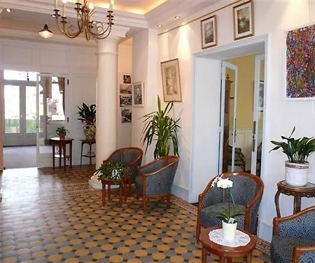 Brit Confort Bagnoles Normandie 3*