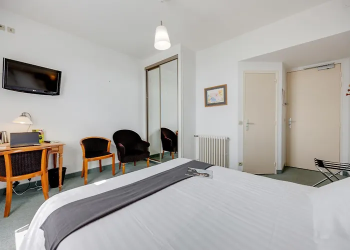 Brit Confort Bagnoles Normandie Hotel