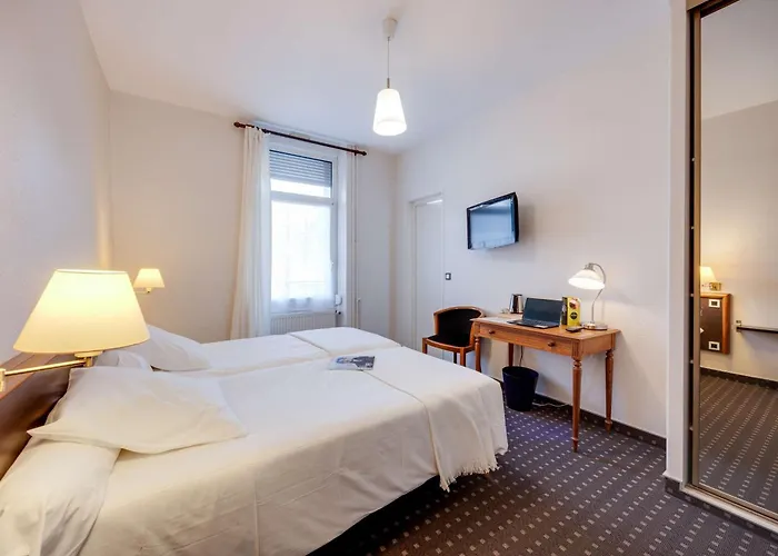 Hotel Brit Confort Bagnoles Normandie Bagnoles de l'Orne Normandie