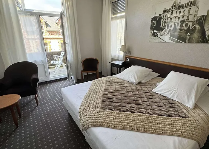 Brit Confort Bagnoles Normandie Отель