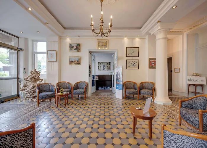 Brit Confort Bagnoles Normandie Hotel 3*